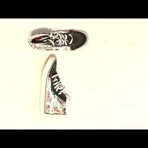 Vans floral print size 10 women 8.5 mens